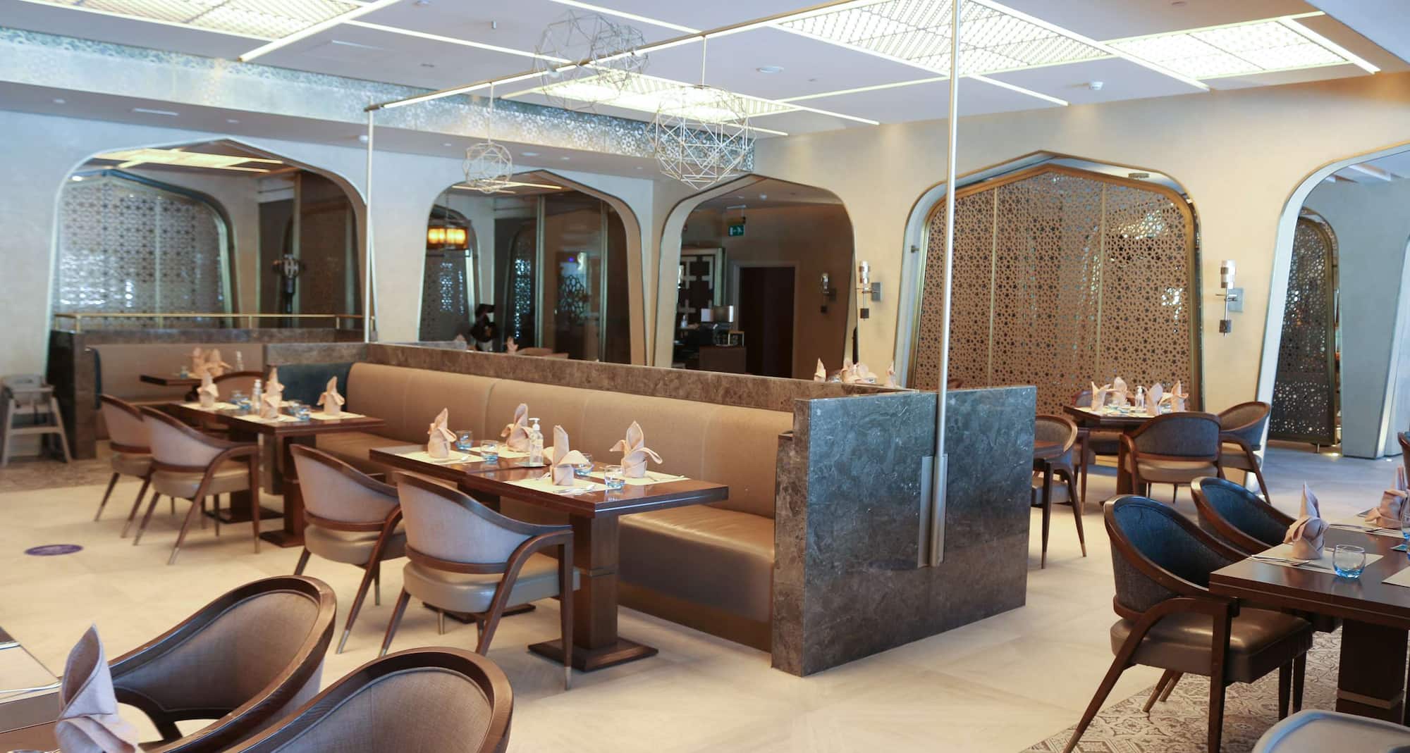 Radisson Blu Hotel and Resort, Al Ain - Flavours