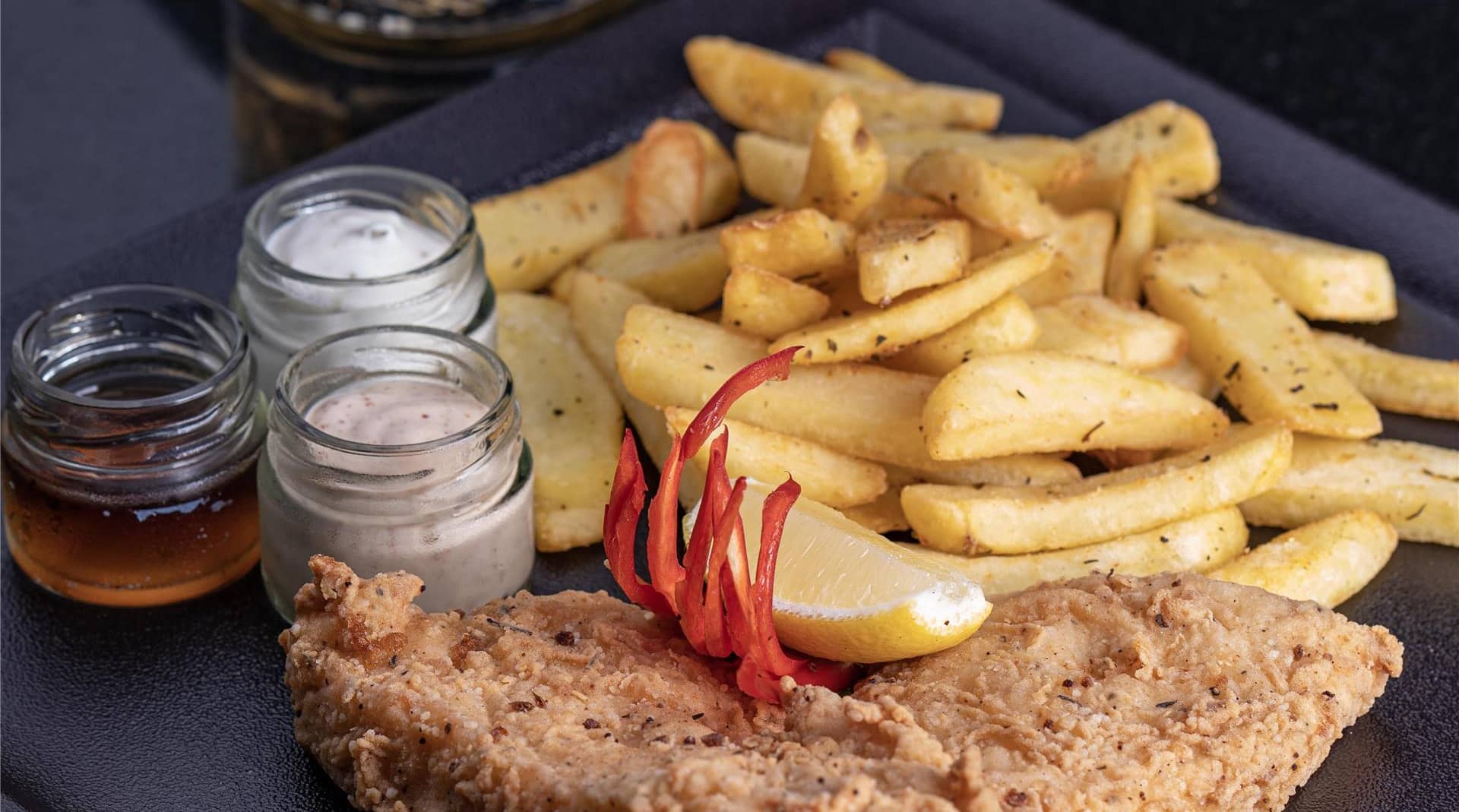Radisson Blu Hotel and Resort, Sohar - Restaurant Food