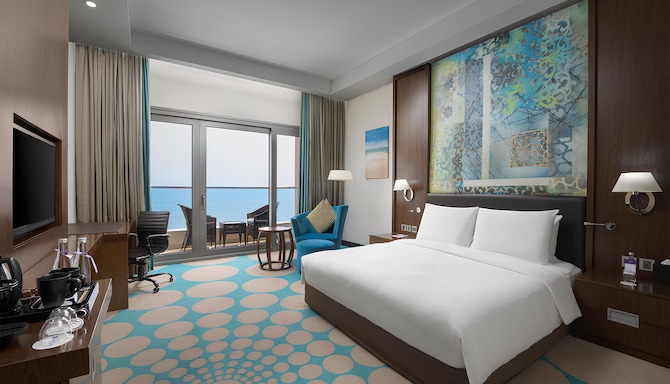 Radisson Blu Hotel & Resort, Sohar - Executive Room