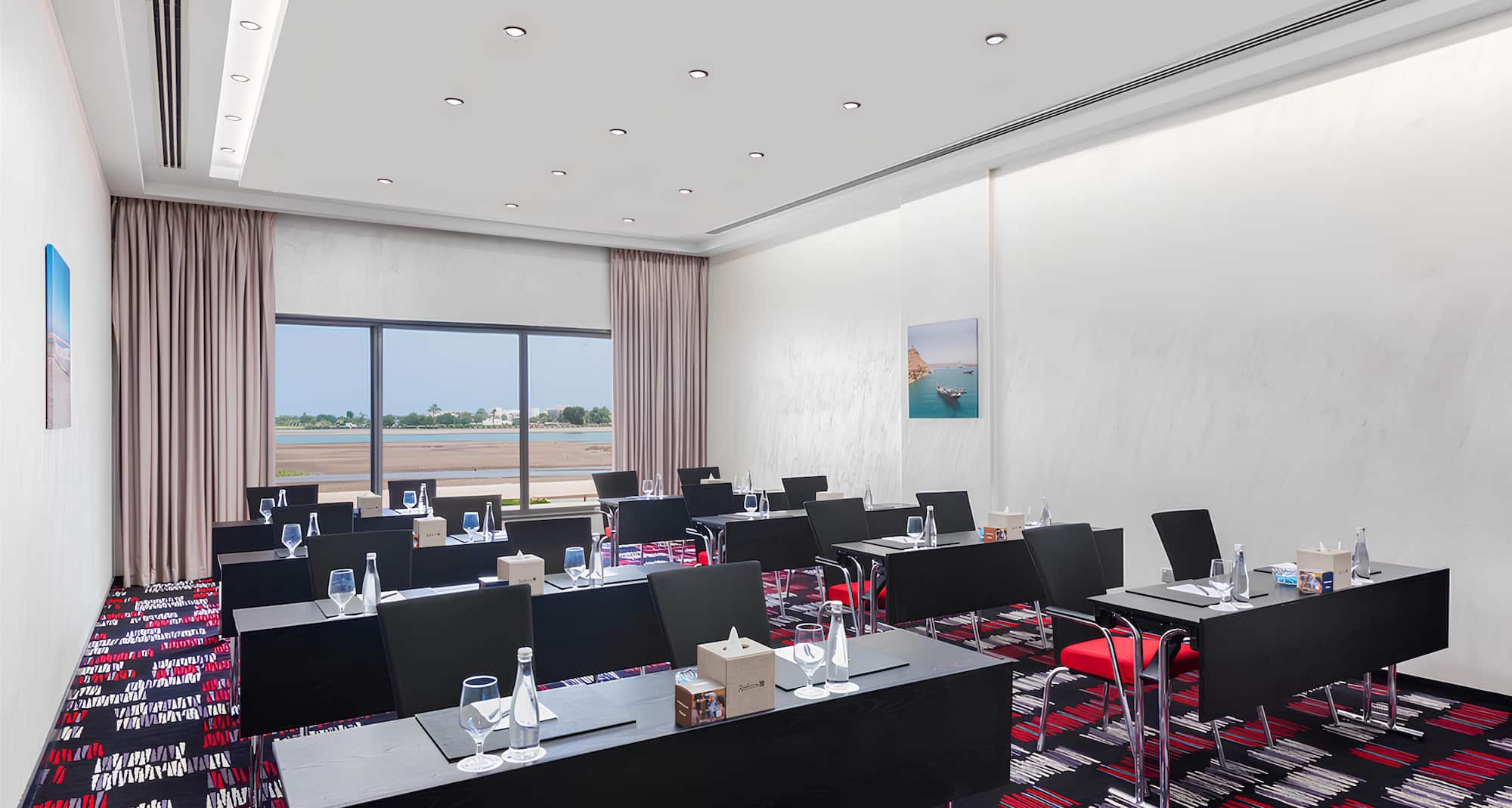 Radisson Blu Hotel and Resort, Sohar - Al Ward Meeting Room