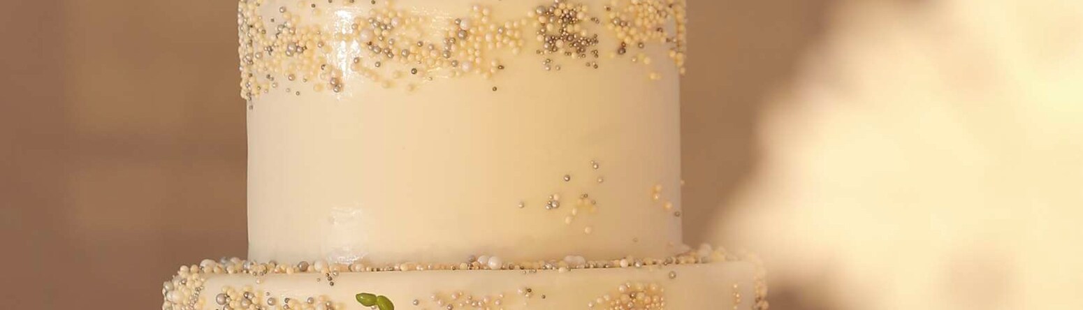 Radisson Blu Hotel and Resort, Sohar - Wedding Cake