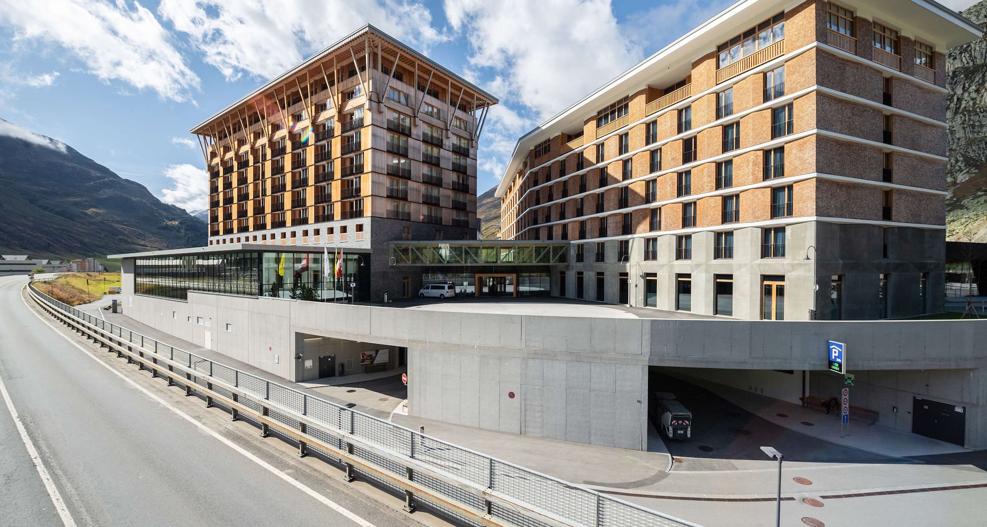 Radisson Blu Hotel, Reussen Andermatt - Façade