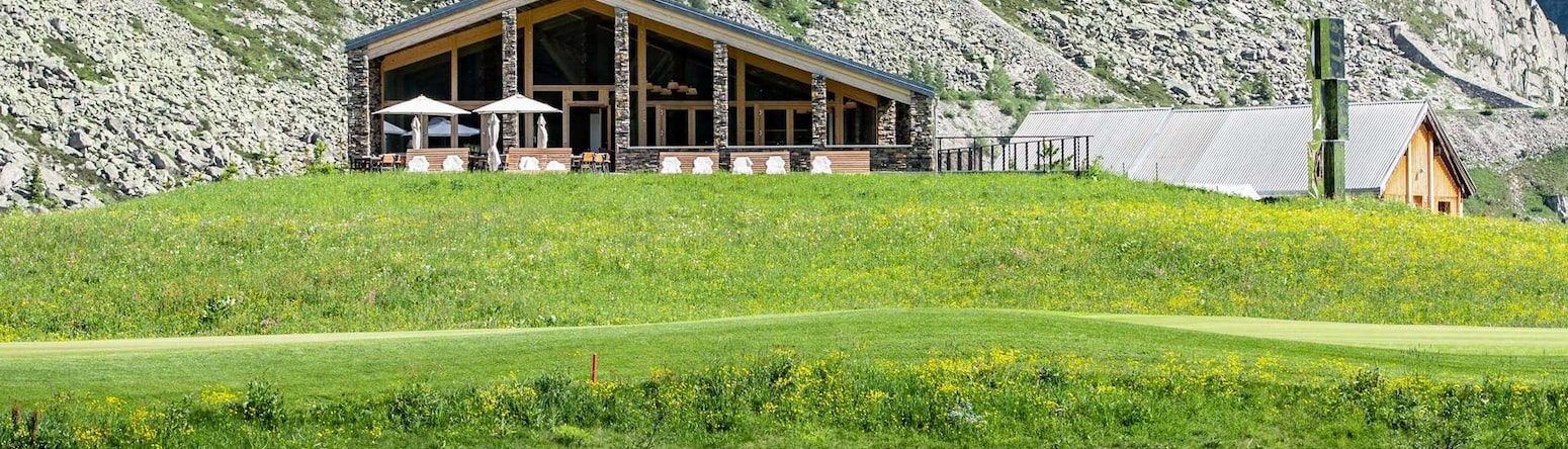 Radisson Blu Hotel, Reussen Andermatt - Restaurant Golf Course