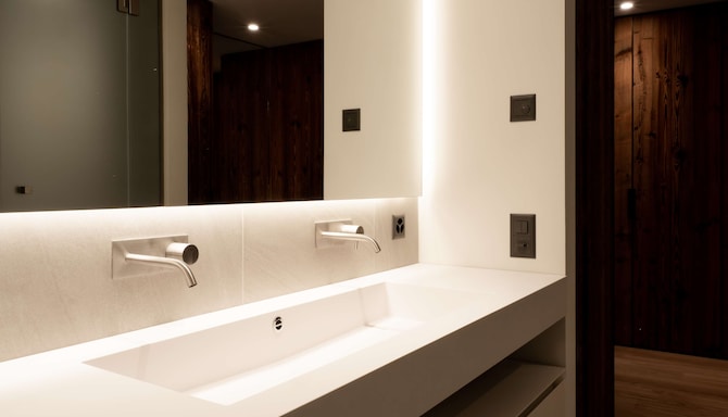 Radisson Blu Hotel, Reussen Andermatt - 1 Bedroom Deluxe Residence with Mountain View