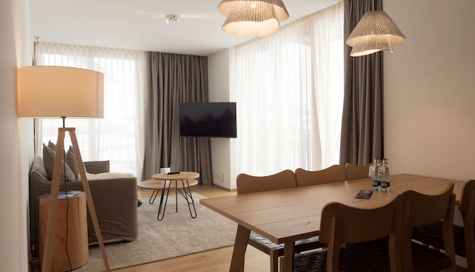 Radisson Blu Hotel, Reussen Andermatt - Living room