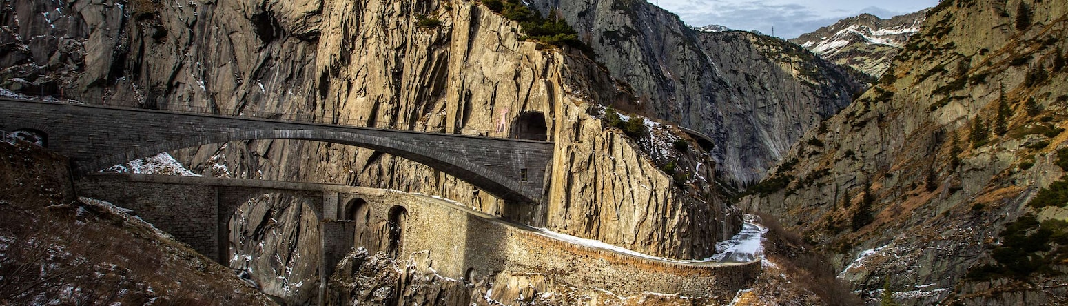 Radisson Blu Hotel, Reussen Andermatt - Mountain Bridge