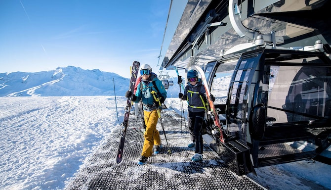 Radisson Blu Hotel, Reussen Andermatt - Mountain Skiing Life