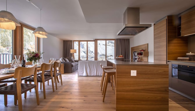Radisson Blu Hotel Reussen, Andermatt – Residence mit 3 Schlafzimmern