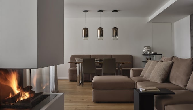 Radisson Blu Hotel, Reussen Andermatt - 2 Bedroom Deluxe Residence - Mountain View