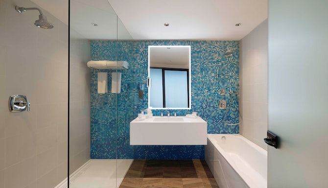 Radisson Blu Hotel, Riyadh Al Sahafa - حمام الجناح