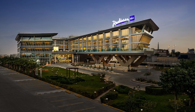 Radisson Blu Hotel, Riyadh Convention & Exhibition Center - Vue extérieure