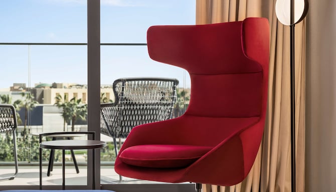 Radisson Blu Hotel, Riyadh Convention & Exhibition Center - Executive Room with balcony and lounge access