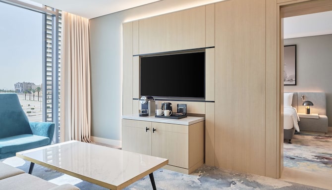 Radisson Blu Hotel, Riyadh Convention & Exhibition Center - Junior Suite with lounge access