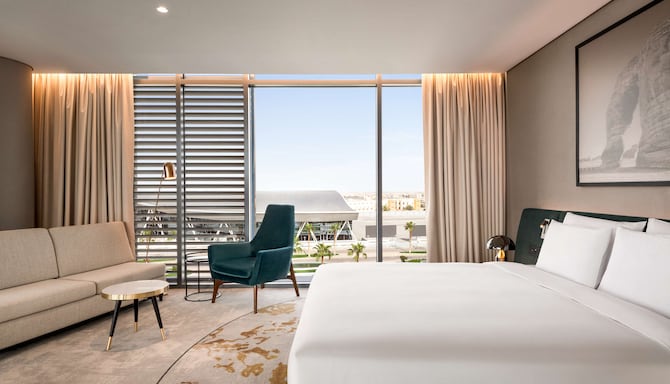 Radisson Blu Hotel, Riyadh Convention & Exhibition Center - Royal Suite with balcony and lounge access