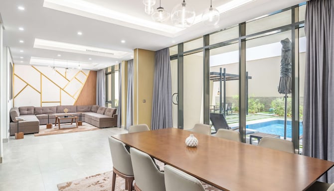 Radisson Blu Hotel, Riyadh Qurtuba - Villa - living and dining room