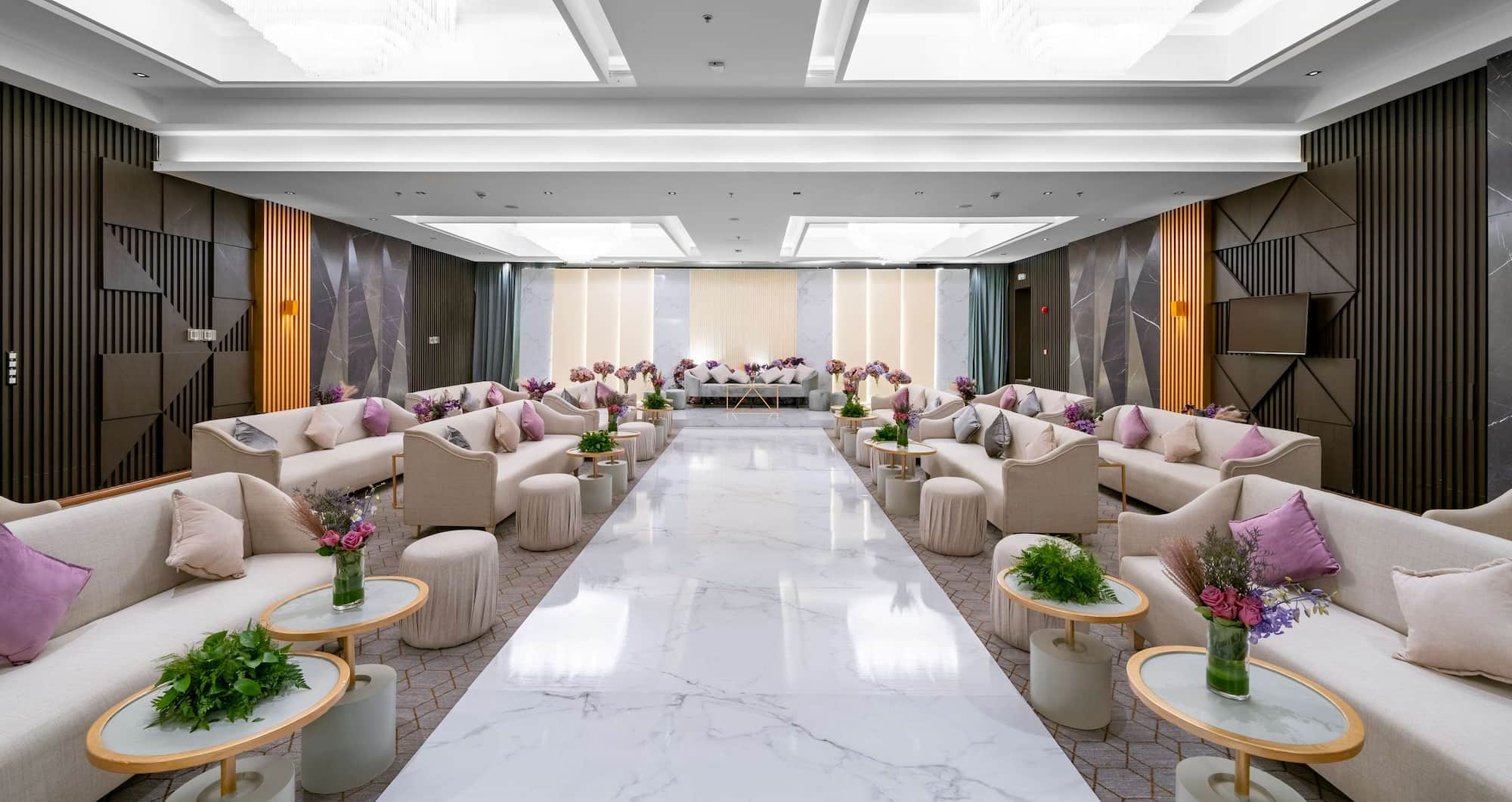 Radisson Blu Hotel, Riyadh Qurtuba - Al Jadah banquet hall 1&2 wedding set-up