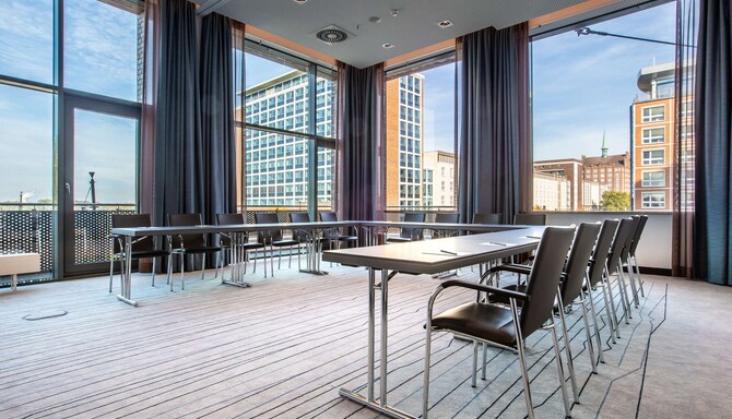 Radisson Blu Hotel, Rostock - Warnowblick 2