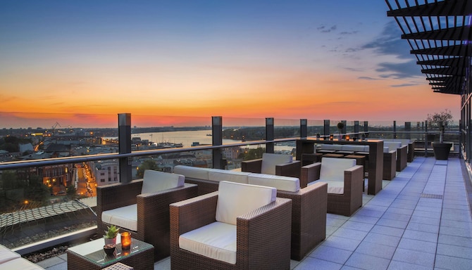 Radisson Blu Hotel, Rostock - Rooftop Terrace