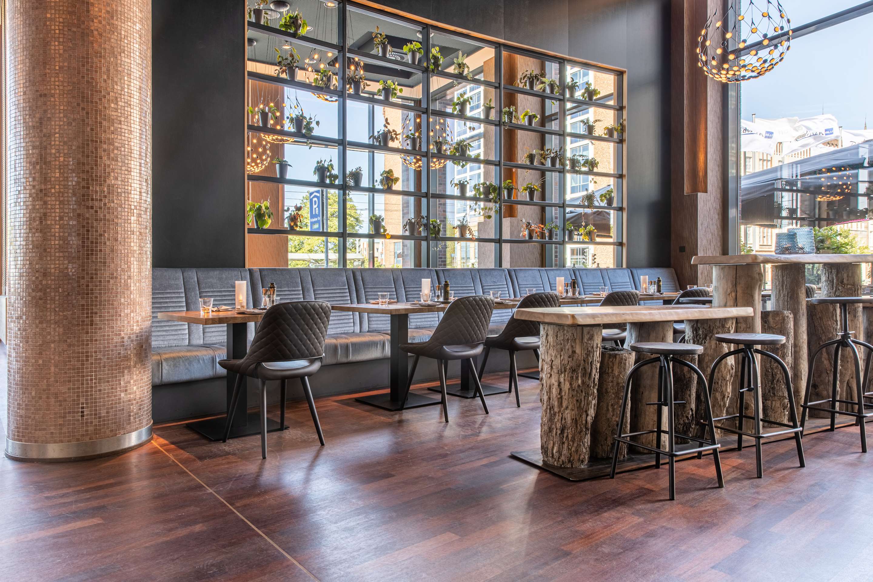 Visit our cocktail bar in Rostock Book Today Radisson Blu