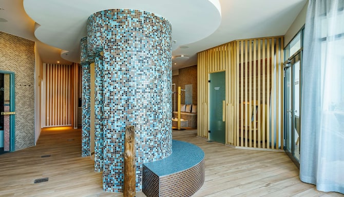 Radisson Blu Hotel, Rostock - Spa