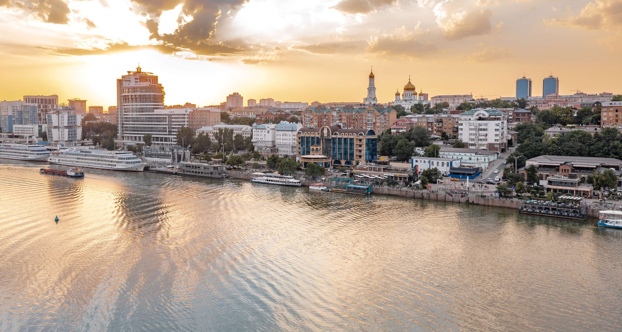 Radisson Blu Hotel, Rostov-on-Don - Exterior