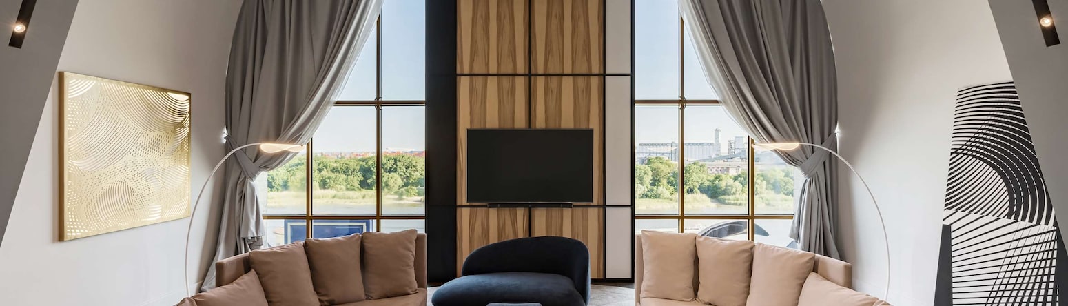 Radisson Blu Hotel, Rostov - Presidential Suite Bedroom