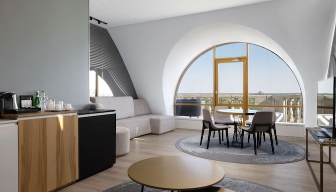 Radisson Blu Hotel, Rostov - Suite with Terrace