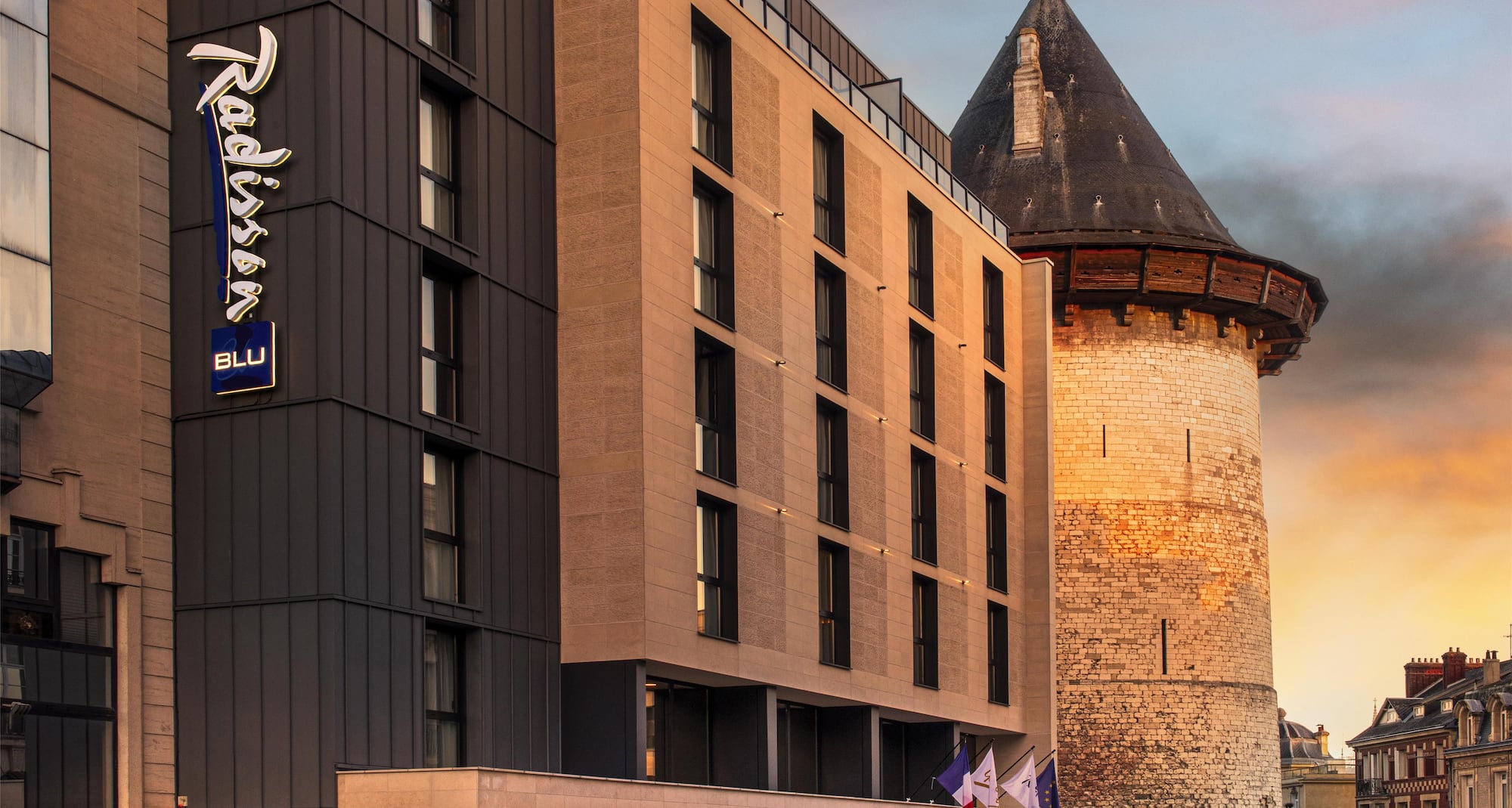 Radisson Blu Hotel, Rouen Centre - Hotel Exterior