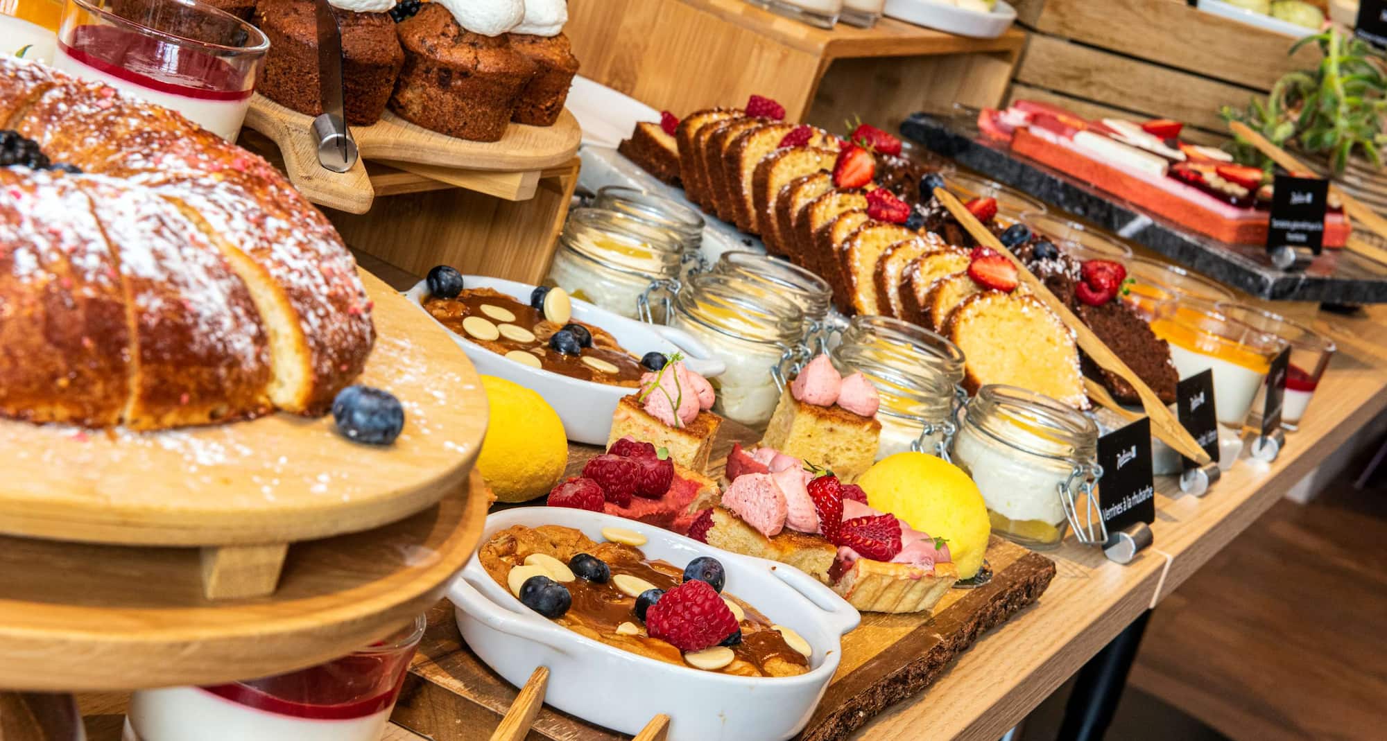 Radisson Blu Hotel, Rouen Centre - Sunday Brunch