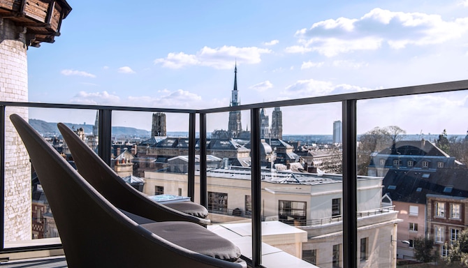 Radisson Blu Hotel, Rouen Centre - Premium Room terrace