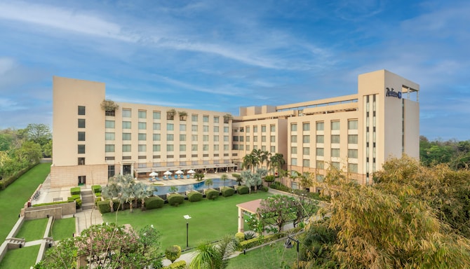 Radisson Blu Hotel, Rudrapur - Hotel Welcome Video