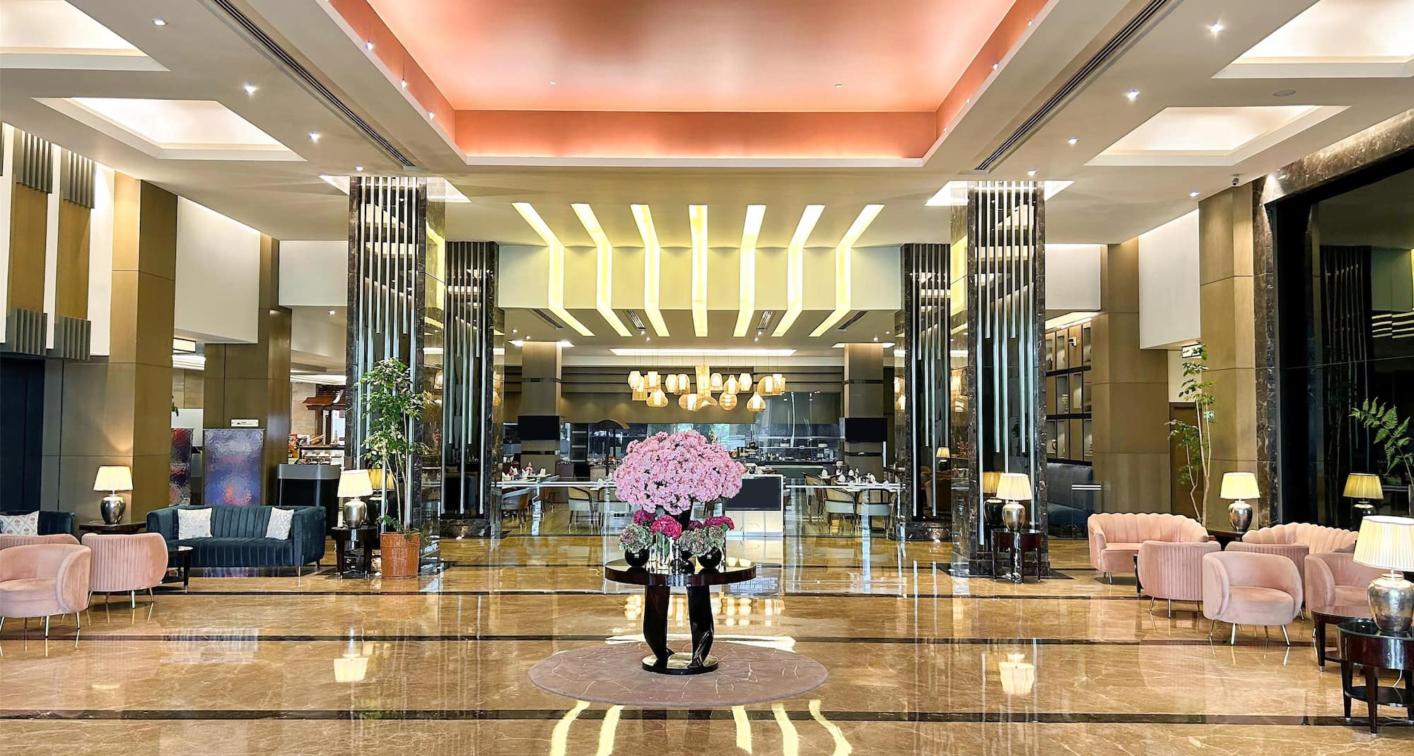 Radisson Blu Hotel, Rudrapur - Lobby