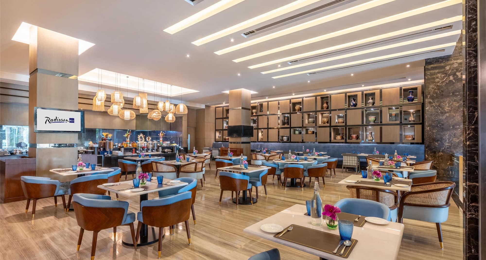 Radisson Blu Hotel, Rudrapur - Restaurant