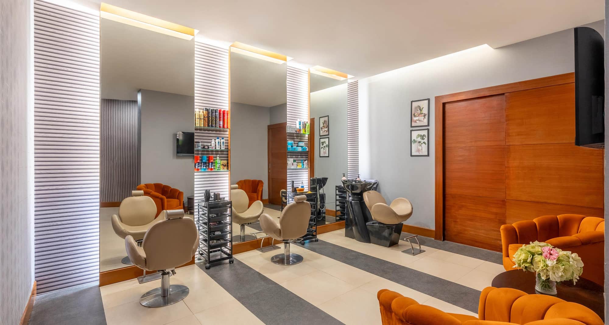 Radisson Blu Hotel, Rudrapur - Salon