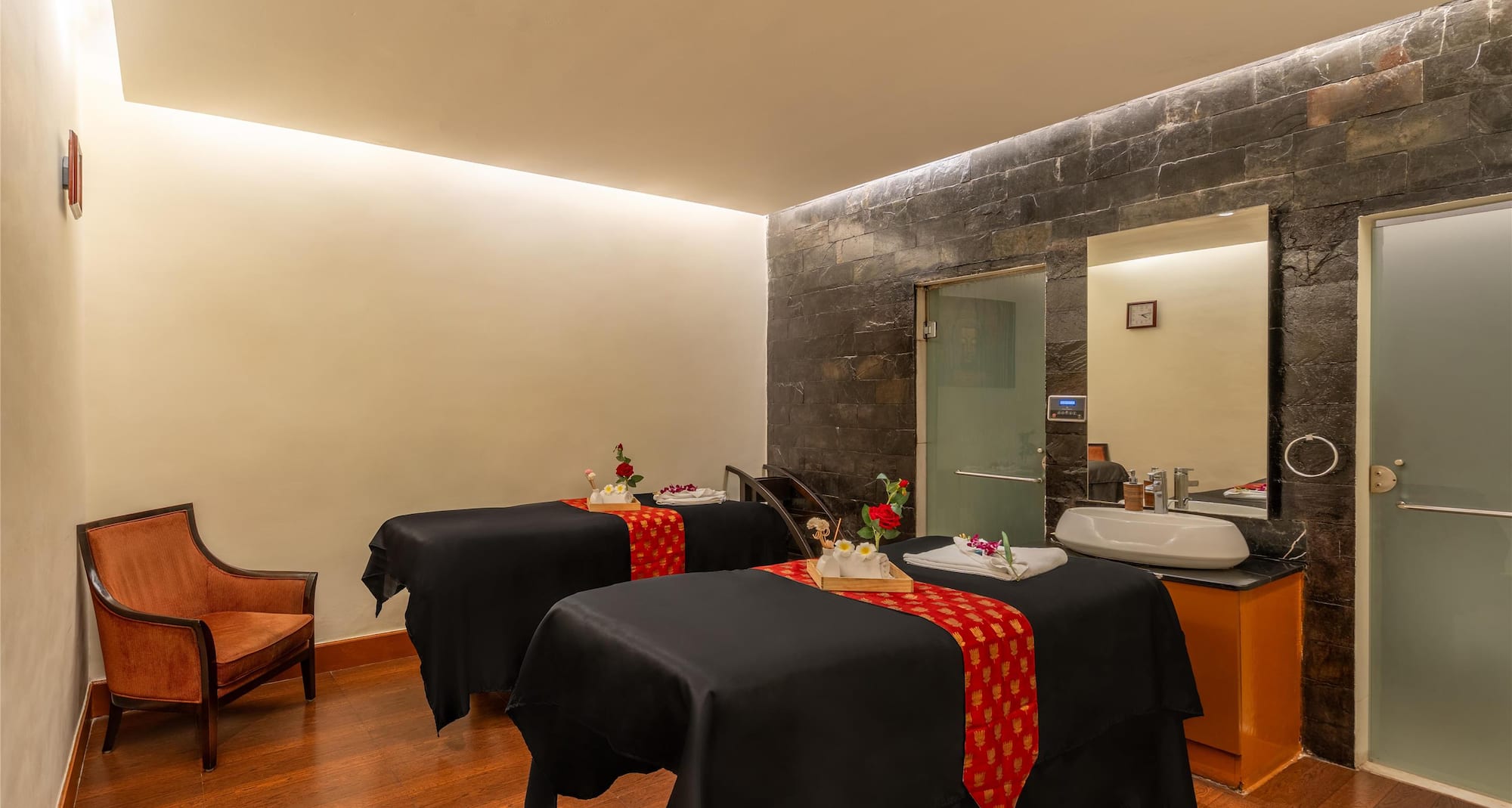 Radisson Blu Hotel, Rudrapur - Spa