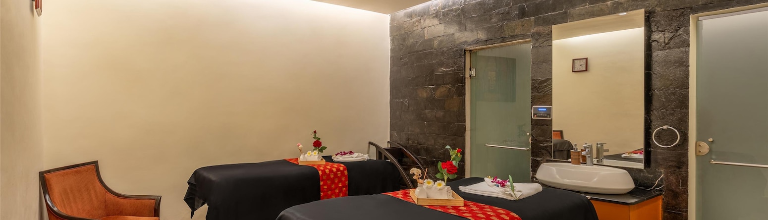 Radisson Blu Hotel, Rudrapur - Spa