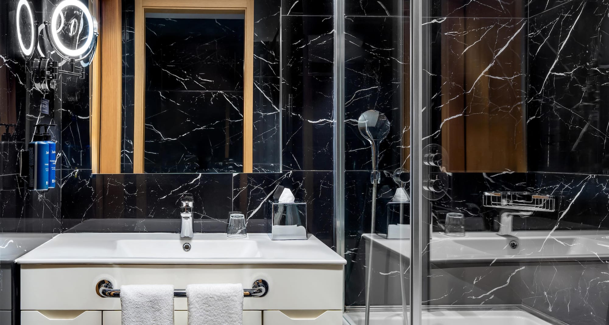 Radisson Blu Hotel, Sakarya - Süit banyo