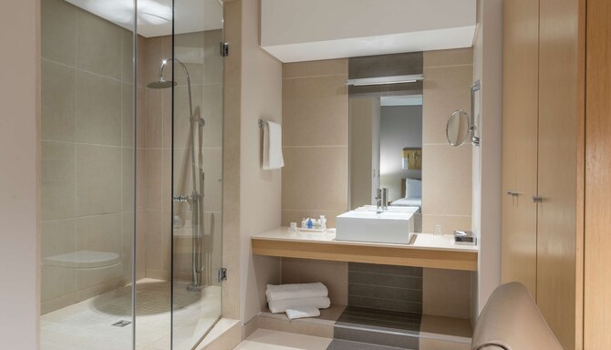 Radisson Blu Hotel Sandton, Johannesburg - Two Bedroom Suite