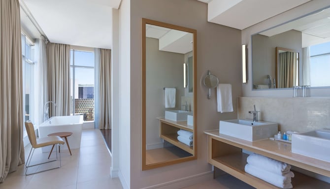Radisson Blu Hotel Sandton, Johannesburg - Two Bedroom Suite