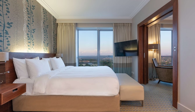 Radisson Blu Hotel Sandton, Johannesburg - One Bedroom Suite (Premium Suite Lounge Access)