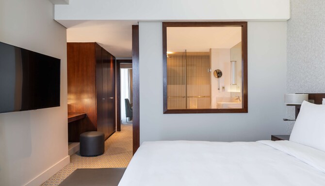 Radisson Blu Hotel Sandton, Johannesburg - Patrick King