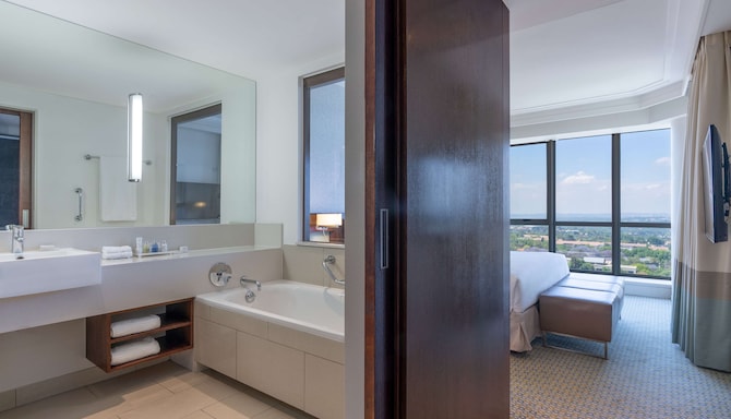 Radisson Blu Hotel Sandton, Johannesburg - Suite
