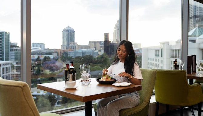 Radisson Blu Hotel Sandton, Johannesburg - Restaurant
