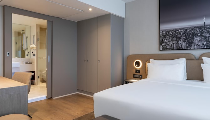 Radisson Blu Hotel Sandton, Johannesburg - Deluxe Suite