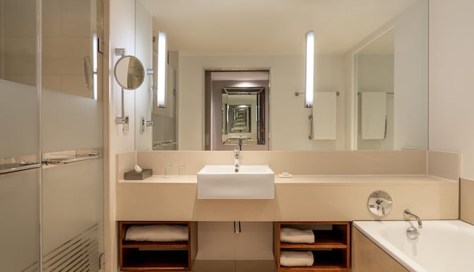Radisson Blu Hotel Sandton, Johannesburg - Premium Suite