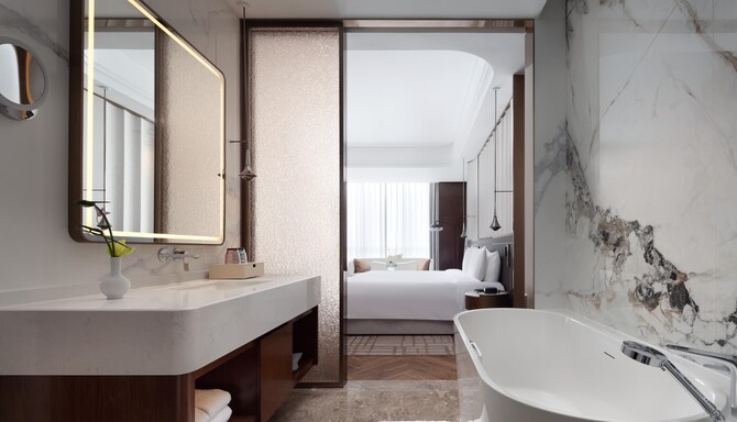 Radisson Blu Hotel, Shanghai Eastern Hub - Guest room bath