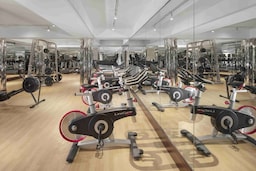 Radisson Blu Hotel, Shanghai New World - Gym