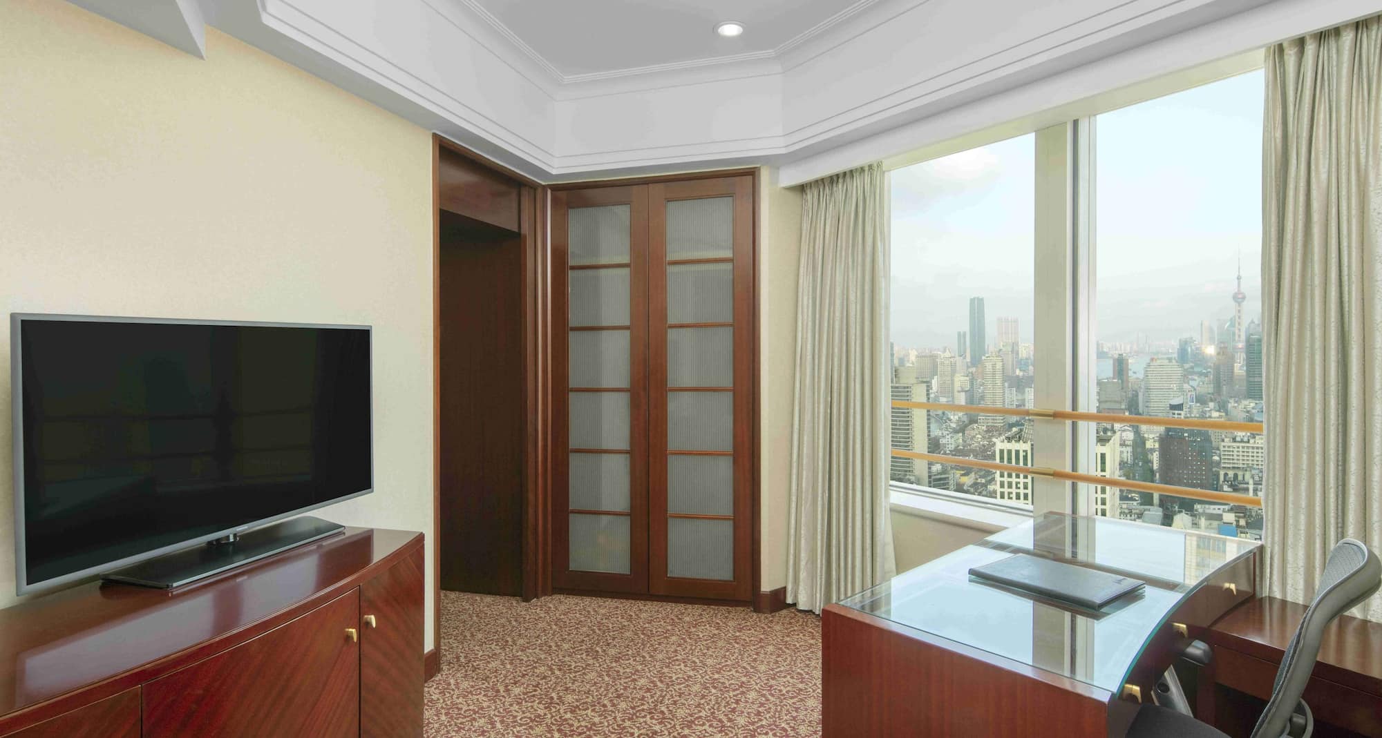 Radisson Blu Hotel, Shanghai New World - Junior Suite Living Room