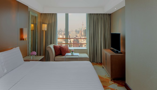 Radisson Blu Hotel, Shanghai New World - Business Class Junior Suite