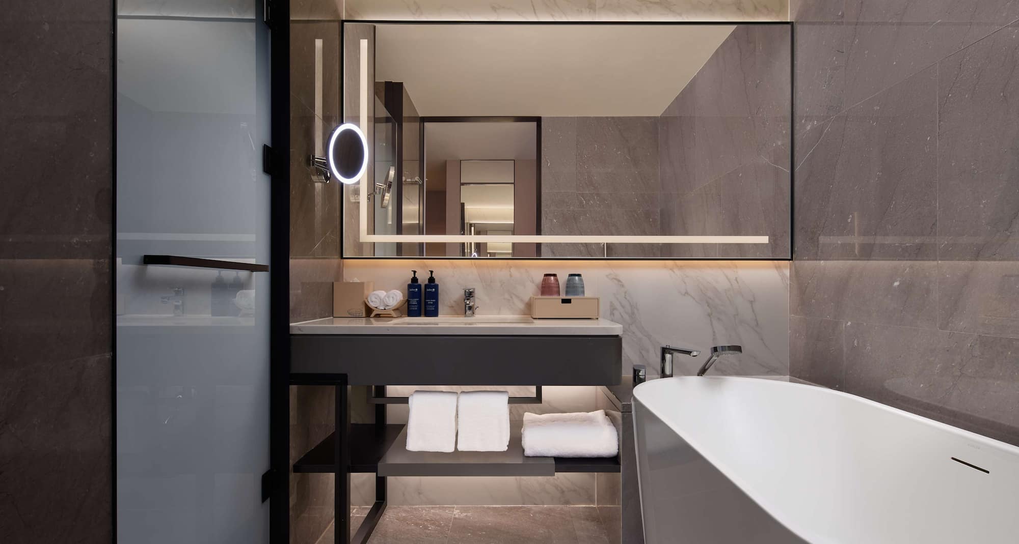 Radisson Blu Hotel, Shanghai Stadium - 客房浴室